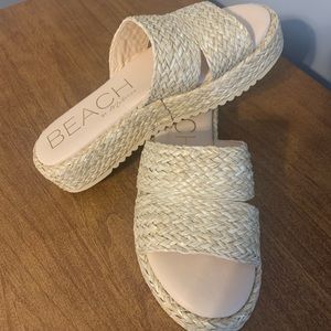 BEACH by Matisse platform sandals BRAND NEW